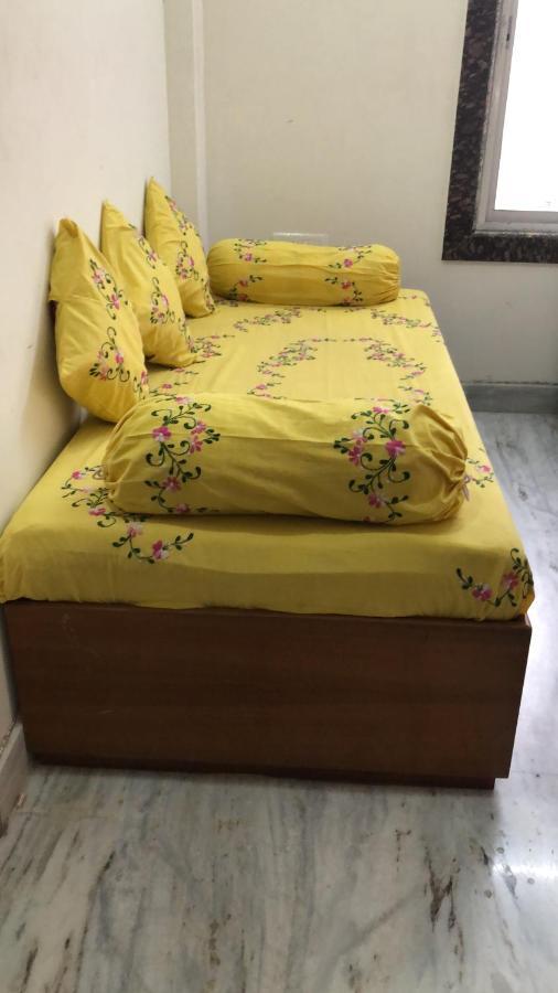 Ramaya Home Stay فاراناسي المظهر الخارجي الصورة