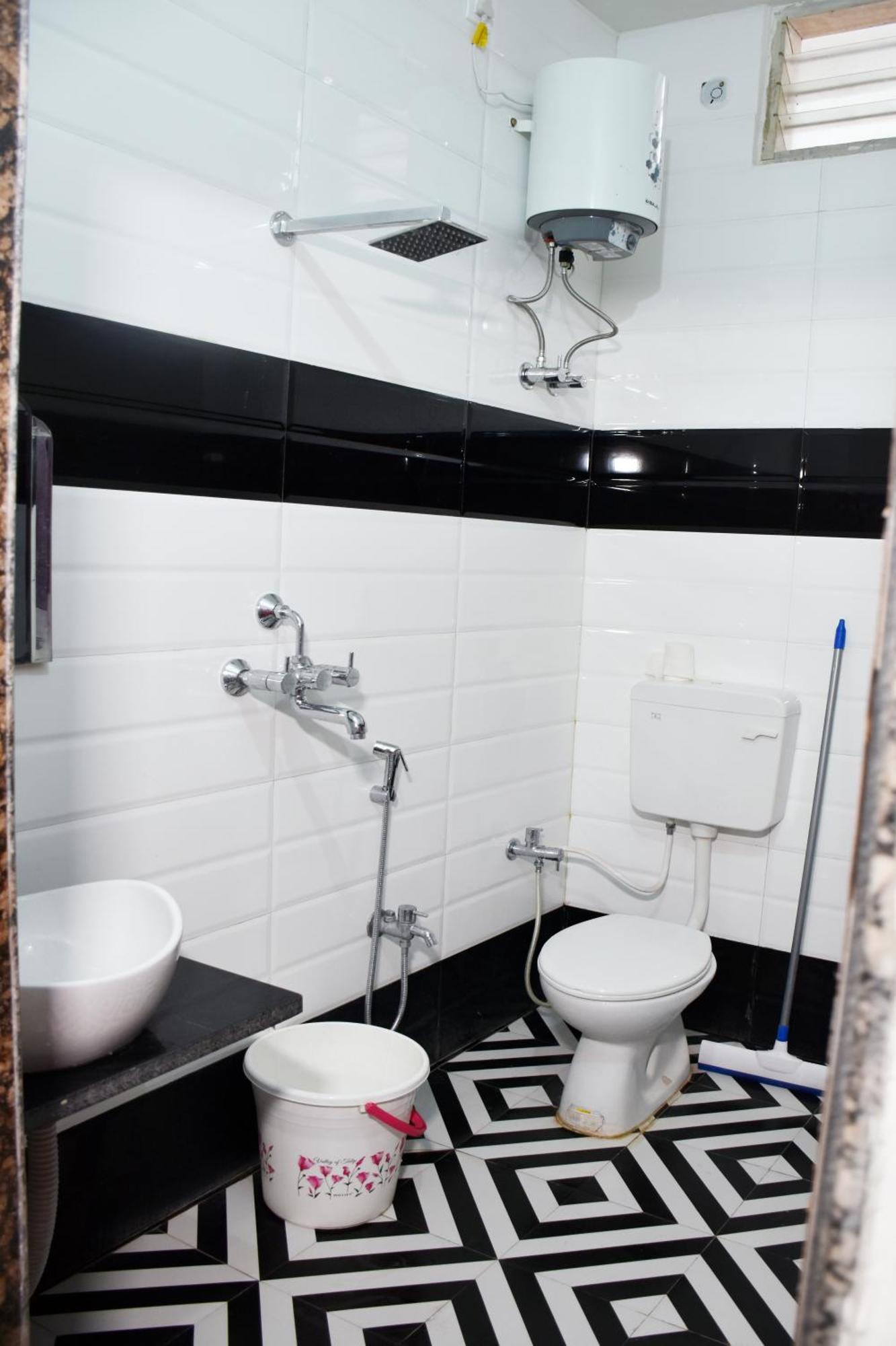 Ramaya Home Stay فاراناسي المظهر الخارجي الصورة
