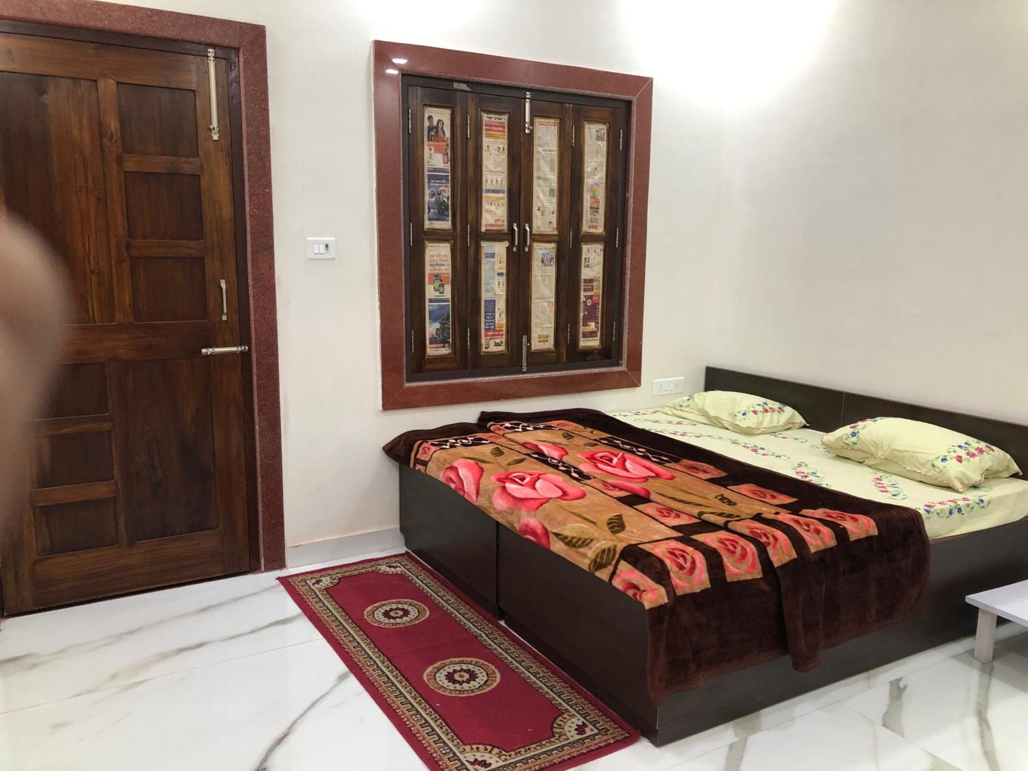 Ramaya Home Stay فاراناسي المظهر الخارجي الصورة